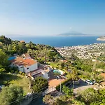 Giu Giu Vista Mare Con Piscina A Sorrente
