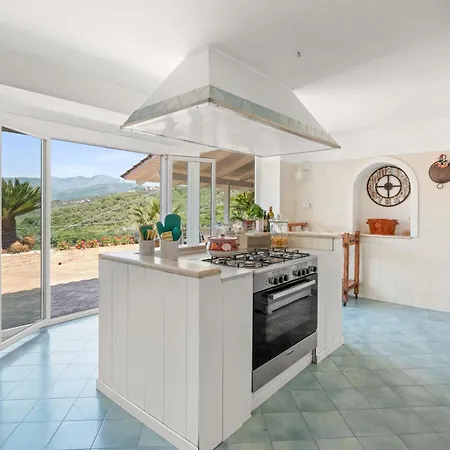 Villa Giu Giu Vista Mare Con Piscina A