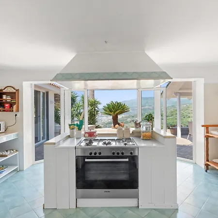 Giu Giu Vista Mare Con Piscina A