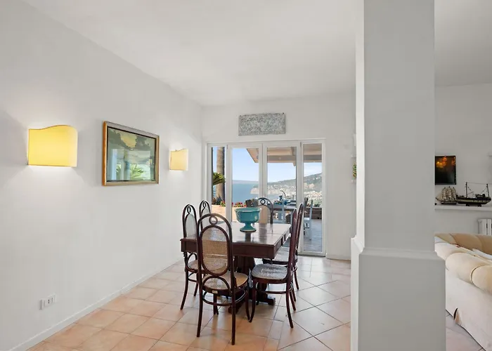 Giu Giu Vista Mare Con Piscina A