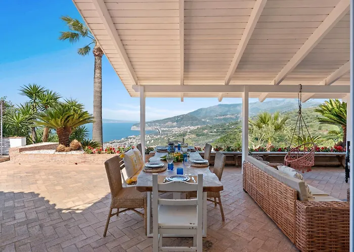 Βίλα Giu Giu Vista Mare Con Piscina A Σορέντο