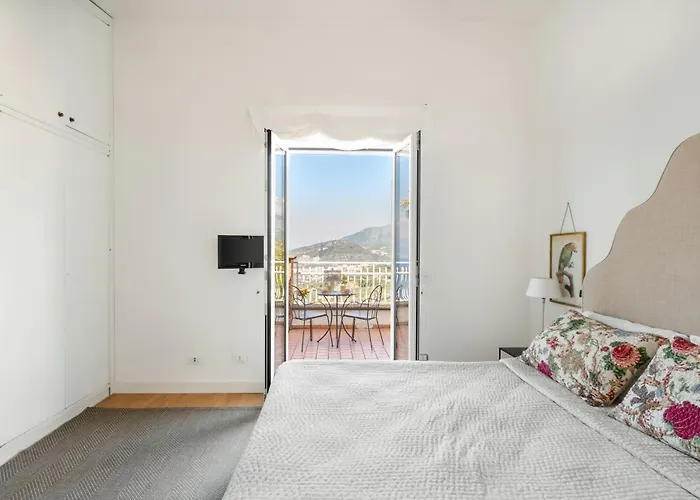 Giu Giu Vista Mare Con Piscina A Βίλα *