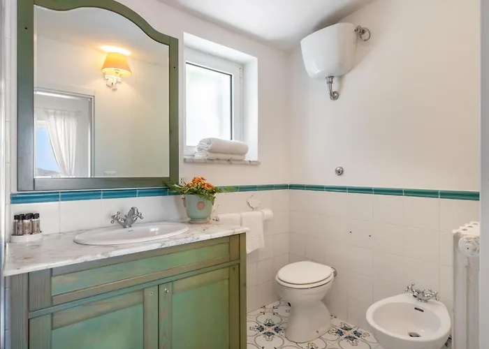 Giu Giu Vista Mare Con Piscina A Σορέντο