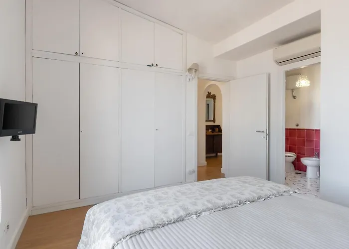 Villa Giu Giu Vista Mare Con Piscina A